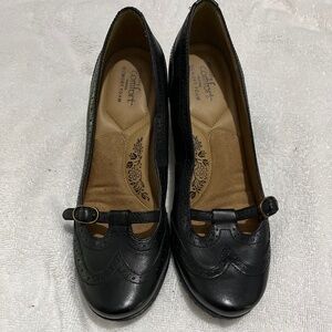 Strictly Comfort Size 7 M Heels Black